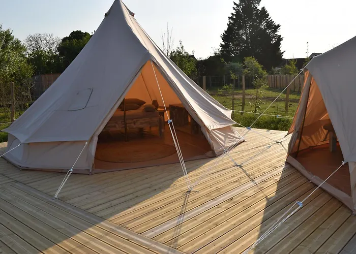 Luxusní stan Tente Lima Ambillou-Château